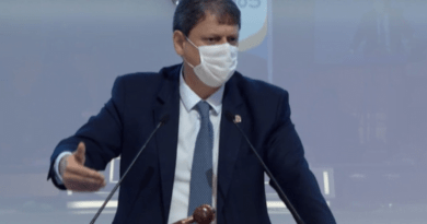 Ministro da infraestrutura disse que o leilão dos aeroportos "Superou as expectativas."