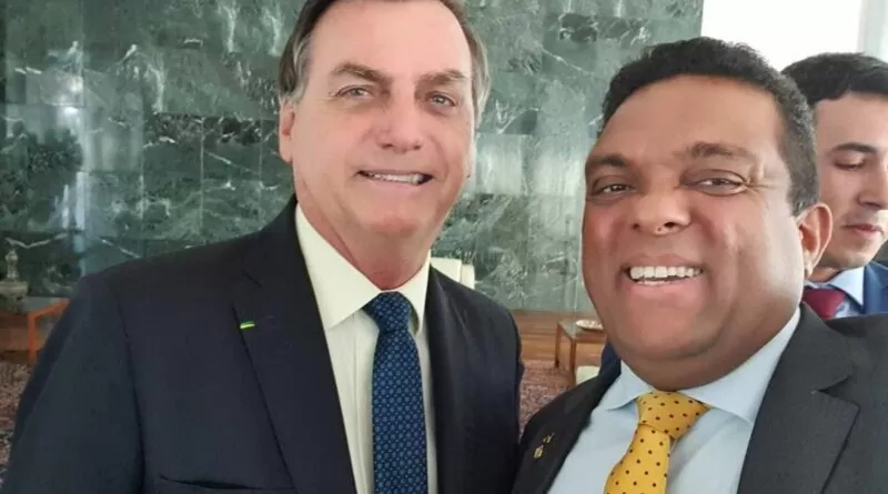 Deputado: “Bolsonaro entendeu o que está acontecendo e está se preparando pra guerra”