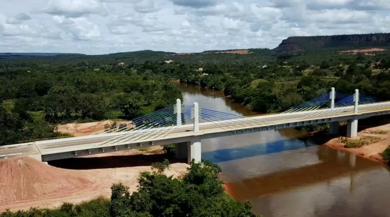 Ponte Estaiada Bolsonaro inaugura no Piauí