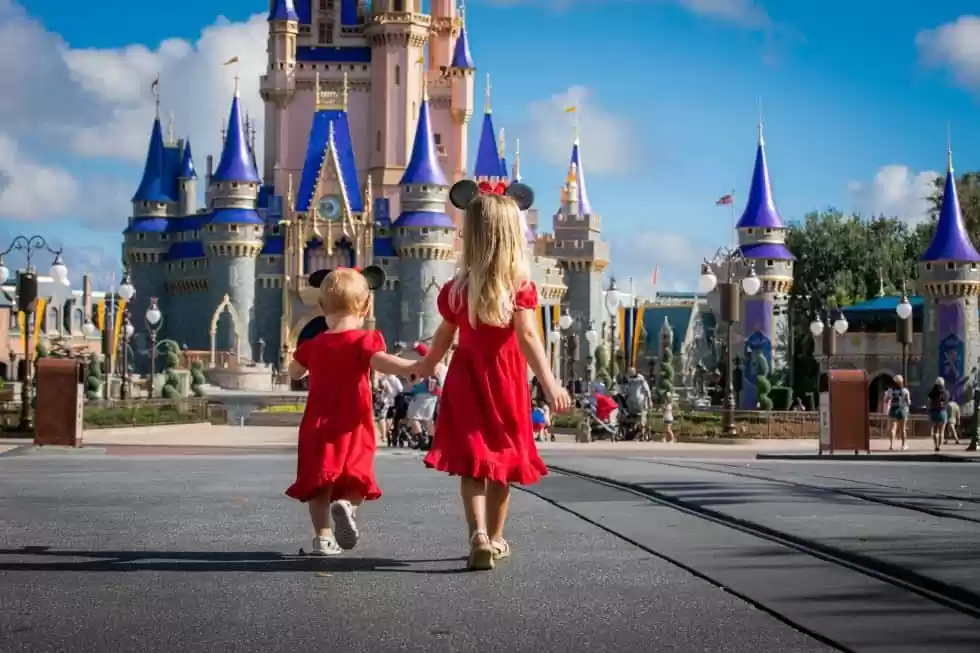 Disney vai bancar viagens de funcionárias que desejam abortar