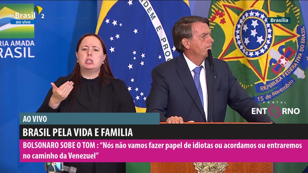 Nós não vamos fazer papel de idiotas