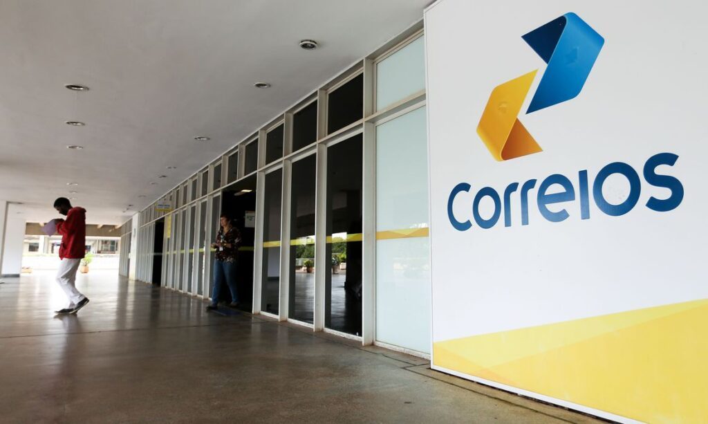 GO: funcionário dos Correios mata colega após briga por capacete