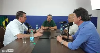 Finalmente - Bolsonaro participa de seu primeiro PODCAST - com Gustavo Gayer