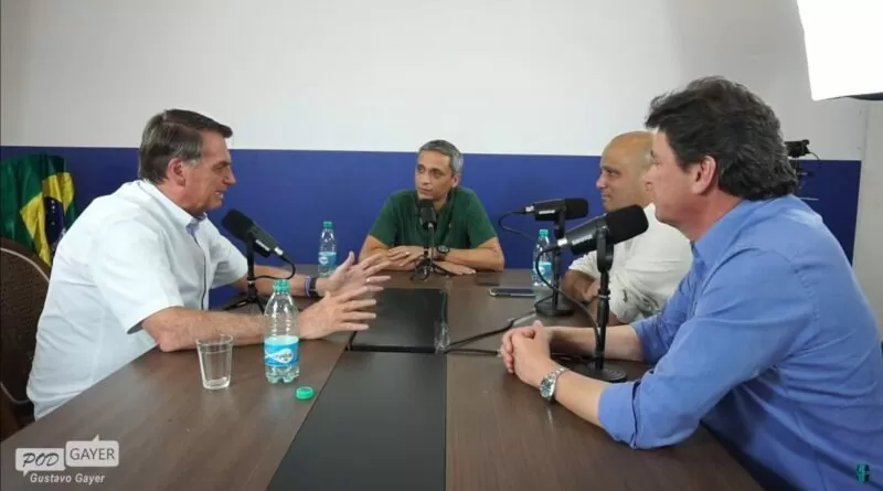 Finalmente - Bolsonaro participa de seu primeiro PODCAST - com Gustavo Gayer