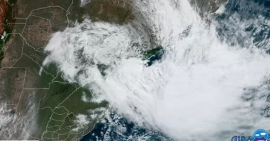 Ciclone extratropical se formou nesta quarta-feira entre os litorais de Santa Catarina, Paraná e São Paulo com muita chuva e ventania