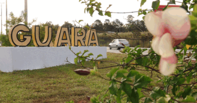 Uma sequência de áudios que marcam o suposto término de um relacionamento e parecem ter saído de uma esquete do Porta dos Fundos viralizou nas redes sociais nesta quarta-feira (10/8). Na gravação de voz, provavelmente enviada pelo WhatsApp, uma mulher esculacha o homem com quem ela estava relacionando simplesmente por morar no Guará.