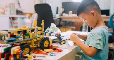 Disney, LEGO e Positivo selecionam escolas públicas para receberem materiais de robótica