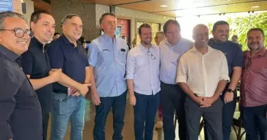 Major Vitor Hugo e Bolsonaro recebem hoje a Comenda Gomes de Souza Ramos em Anapolis