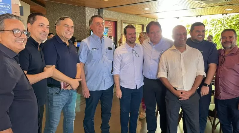 Major Vitor Hugo e Bolsonaro recebem hoje a Comenda Gomes de Souza Ramos em Anapolis