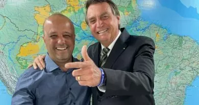 Vitor Hugo demonstra força e tem nome cotado para prefeito de Goiânia e Anápolis