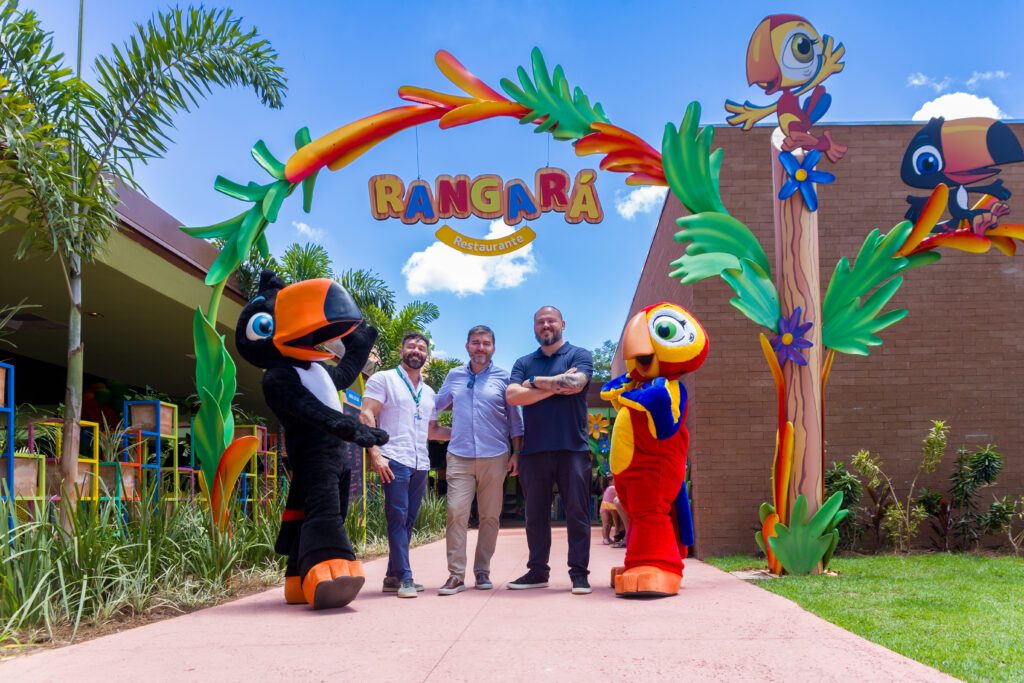 Hot Park inaugura restaurante temático inspirado em seus personagens infantis da Turminha da Zooeira